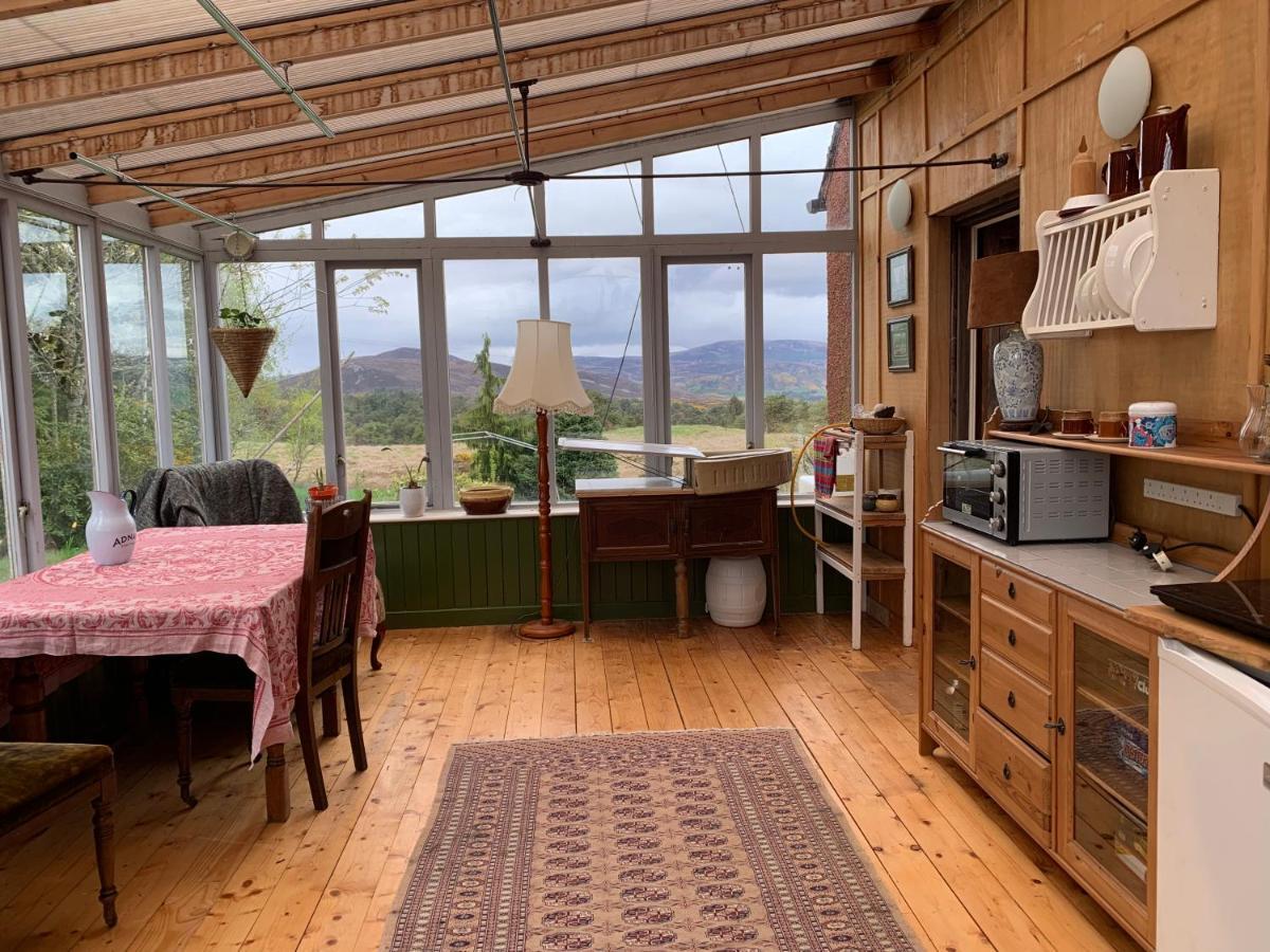 Birkenshaw - Beautiful Shepherd'S Hut In The Highlands. Hotell Dornoch Eksteriør bilde